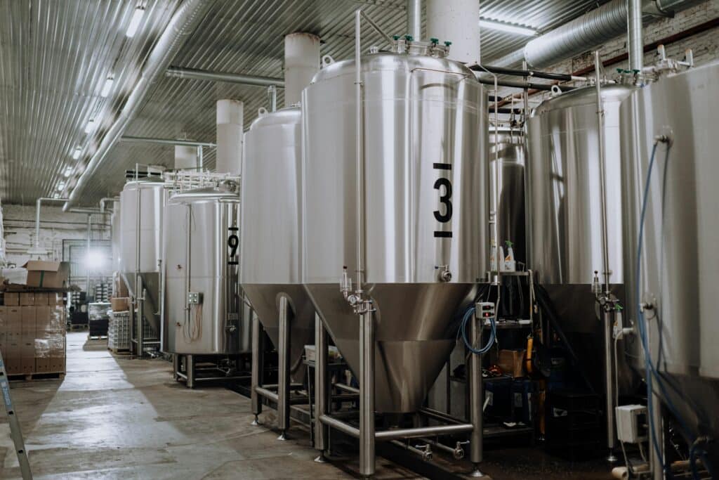 Tanques de fermentação e maturação de cerveja