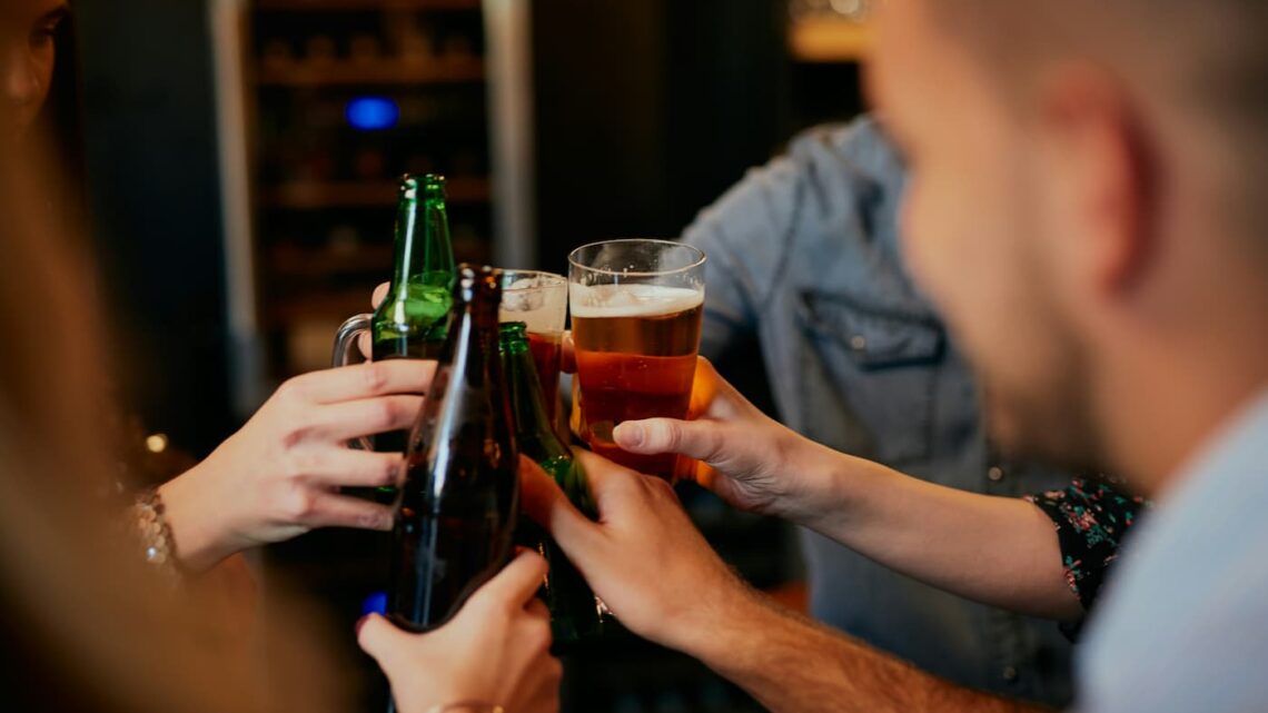 Lager ou Ale? Saiba as diferenças e como escolher a melhor para você